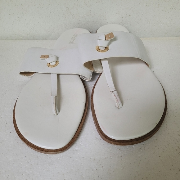 MK Elegant White Sandals with Gold Accents - Picture 3 of 4